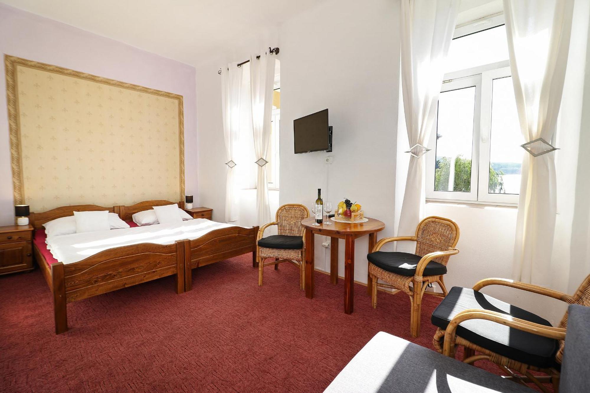 Appartement U Jezera à Frymburk Extérieur photo