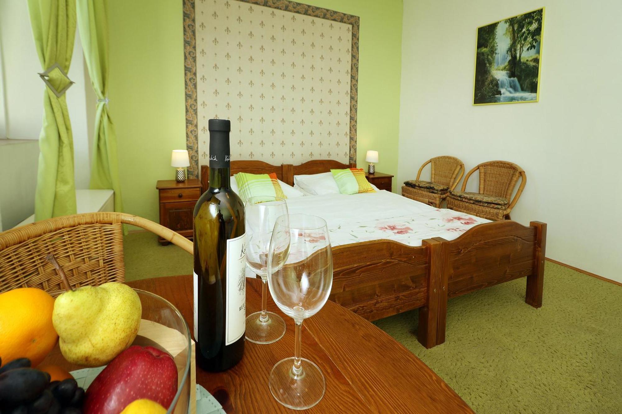 Appartement U Jezera à Frymburk Extérieur photo